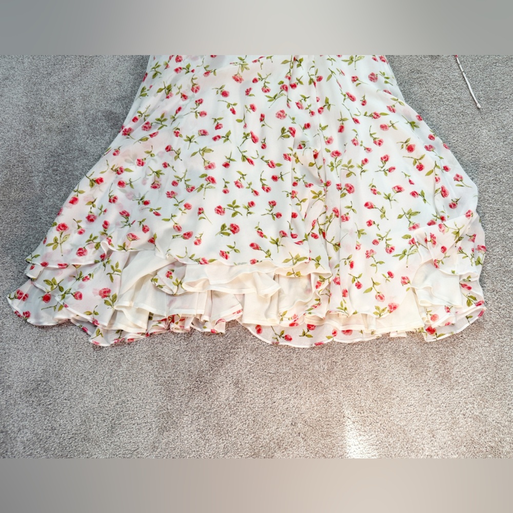 Reformation - Floral White Maxi Dress with Flutter Sleeves - size Small - NWOT - Picture 11 of 15